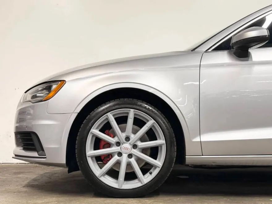 2015 Audi A3 1.8T Premium Plus photo 1