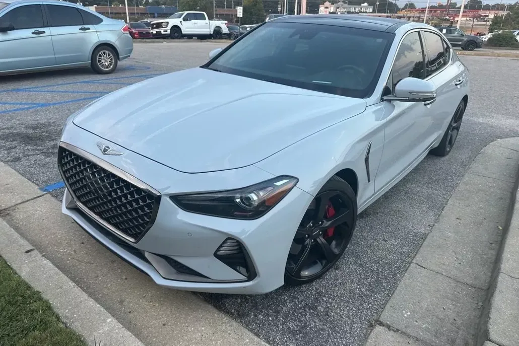 2020 Genesis G70 3.3T photo 1