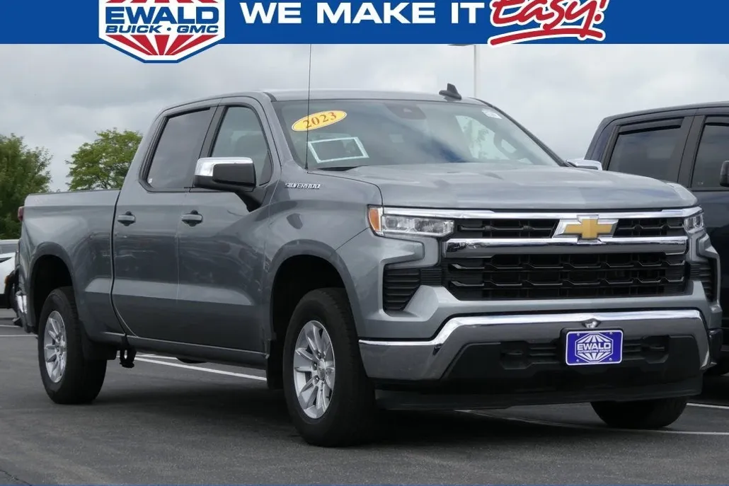 2023 Chevrolet Silverado 1500 LT photo 1