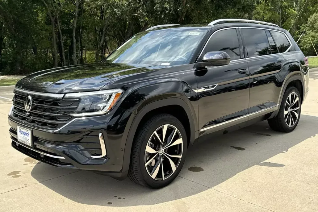 2025 Volkswagen Atlas SEL Premium R-Line photo 1
