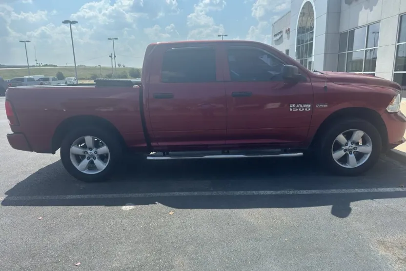 2014 Ram 1500 Express photo 1