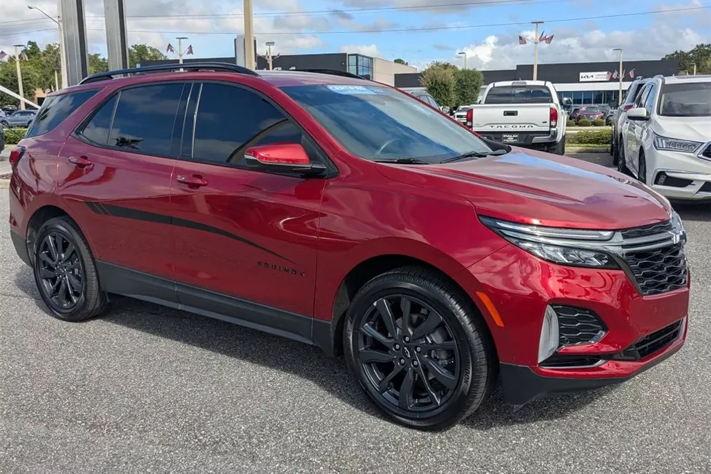 2022 Chevrolet Equinox RS photo 1