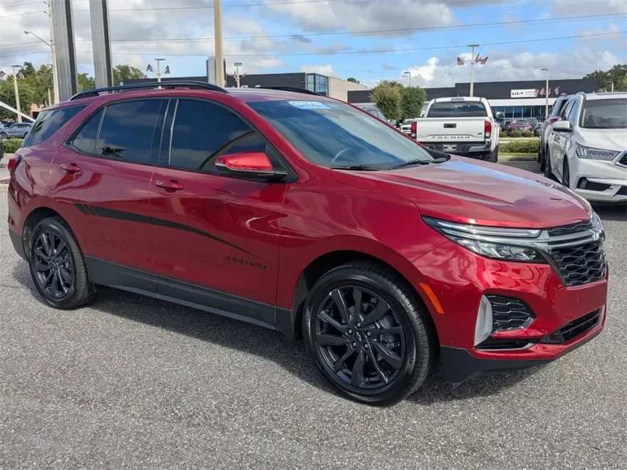 2022 Chevrolet Equinox RS photo 1