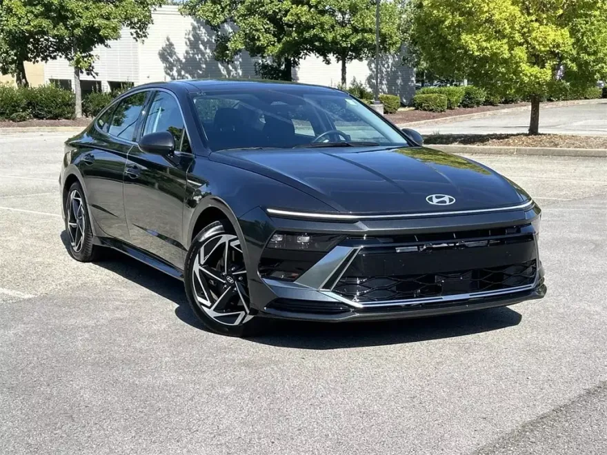 2024 Hyundai Sonata SEL Convenience photo 1