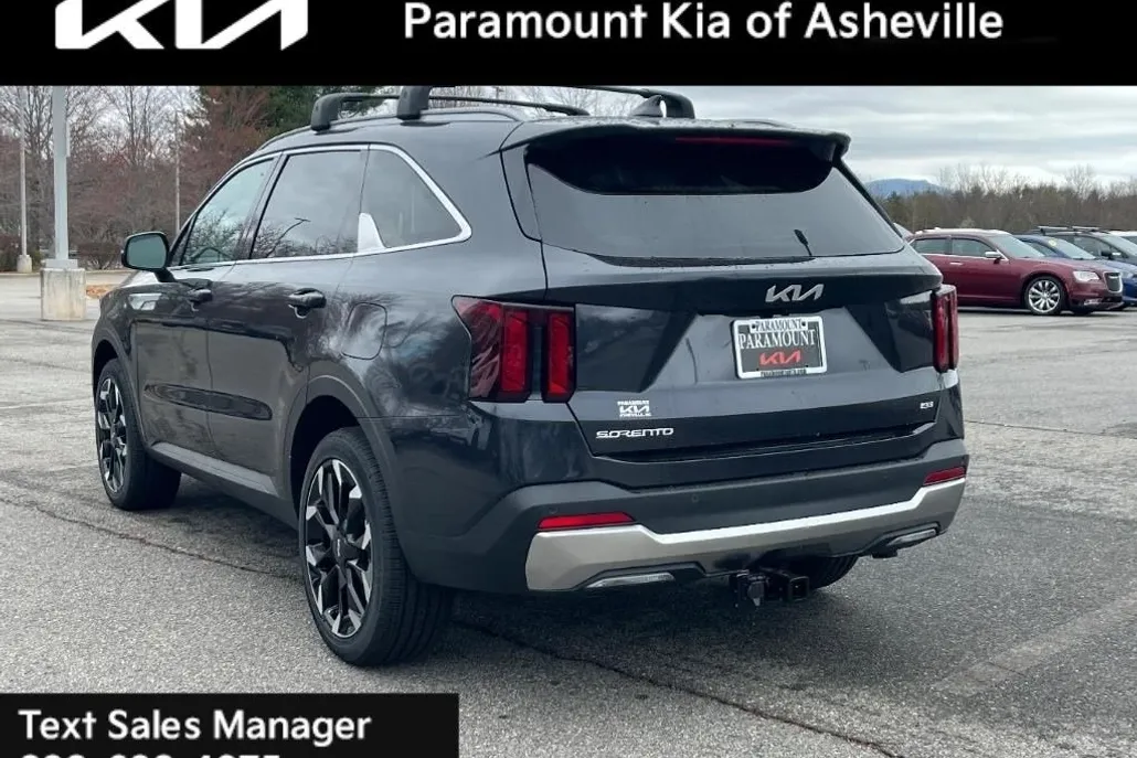 2025 Kia Sorento EX photo 1