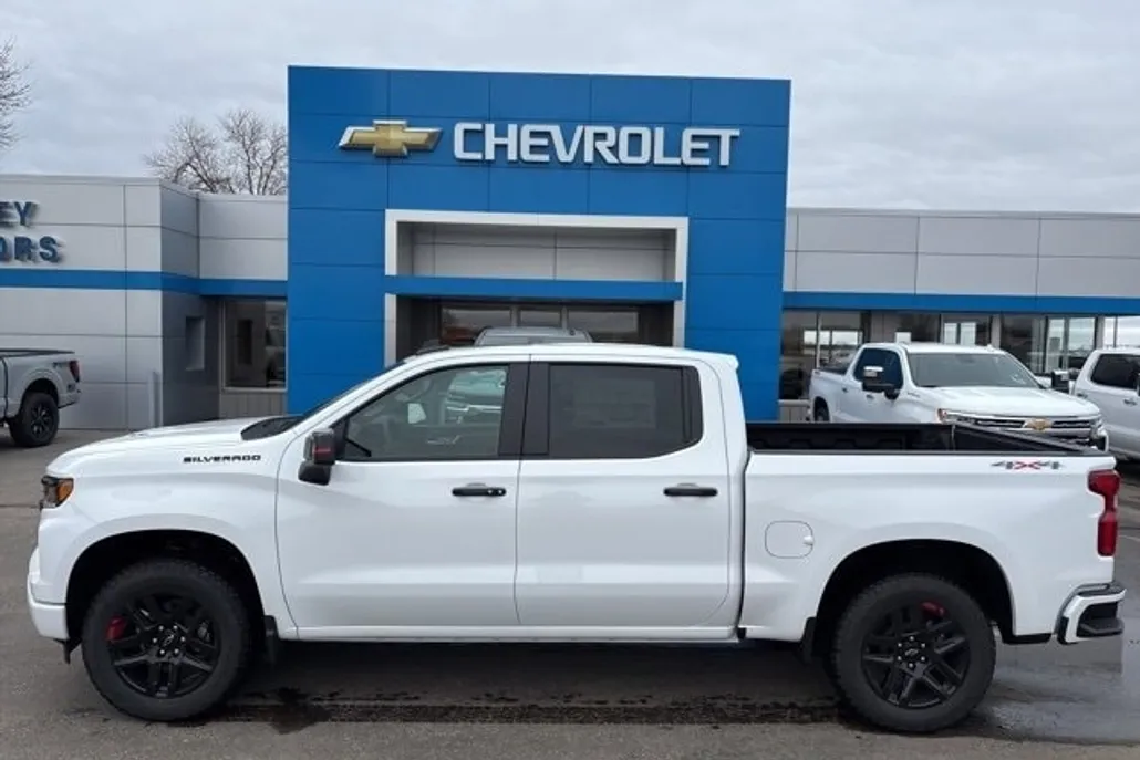 2025 Chevrolet Silverado 1500 RST photo 1