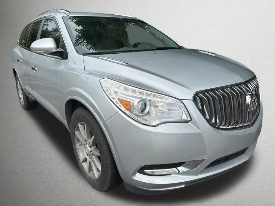 2017 Buick Enclave Convenience photo 1