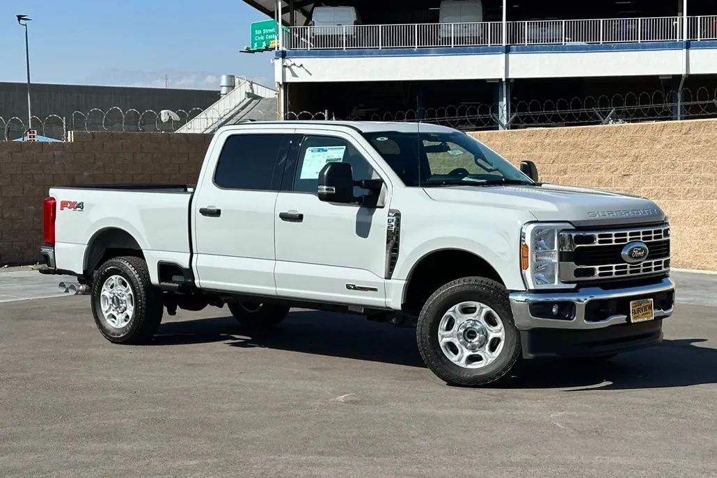 2025 Ford F-250 XLT photo 1