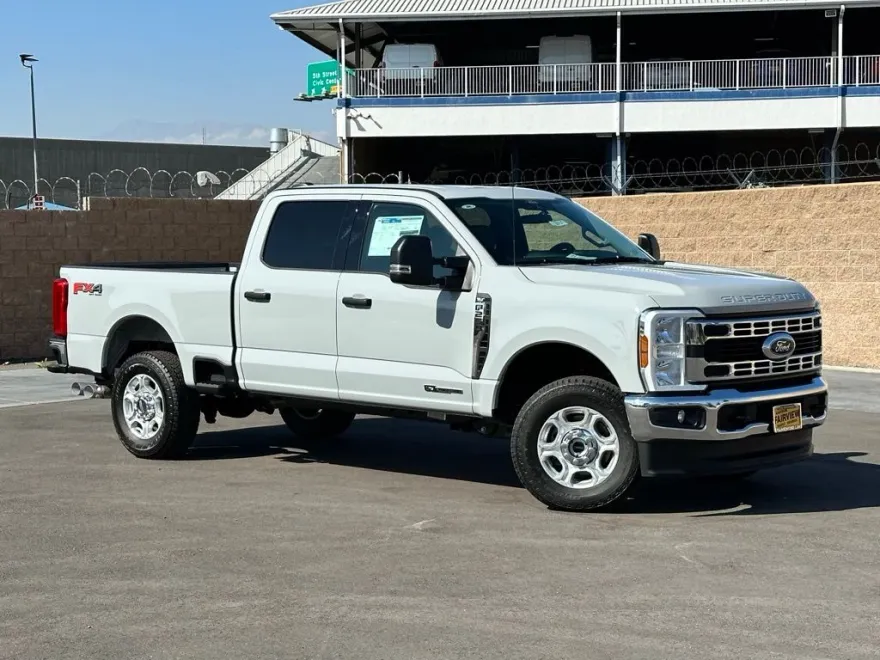 2025 Ford F-250 XLT photo 1