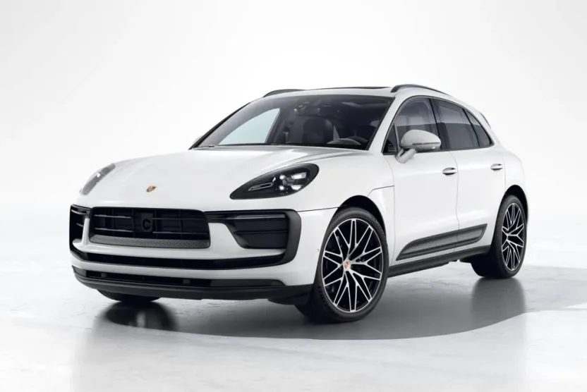 2026 Porsche Macan T photo 1