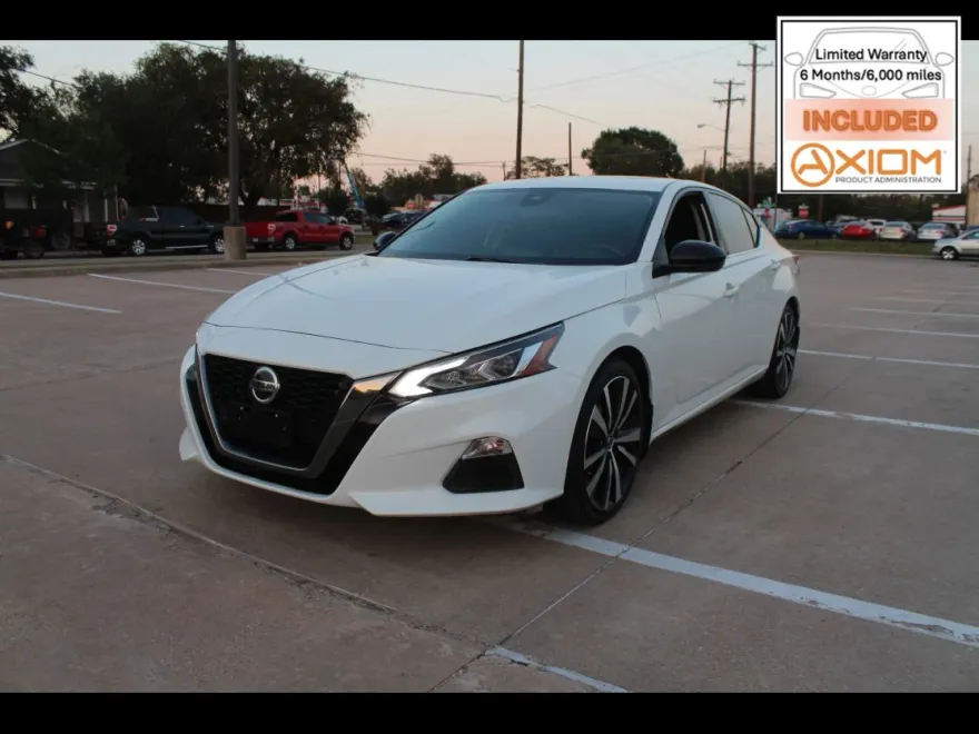 2021 Nissan Altima 2.5 SR photo 1