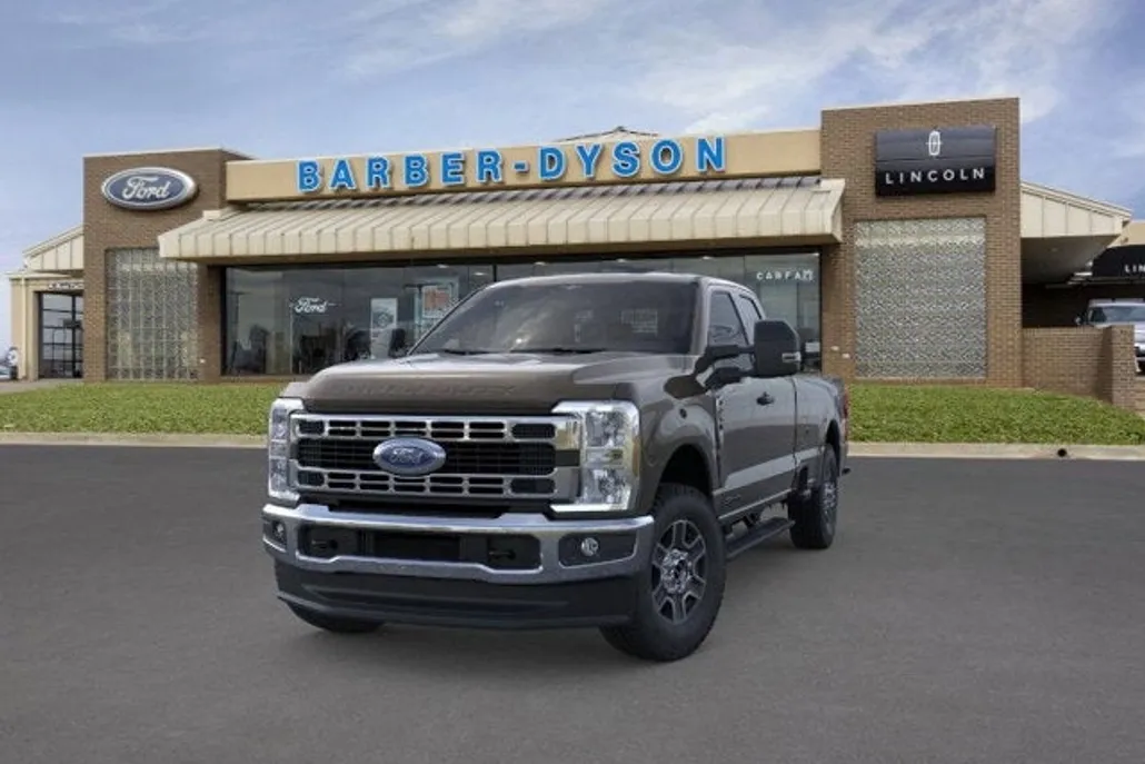 2025 Ford F-250 XLT photo 1