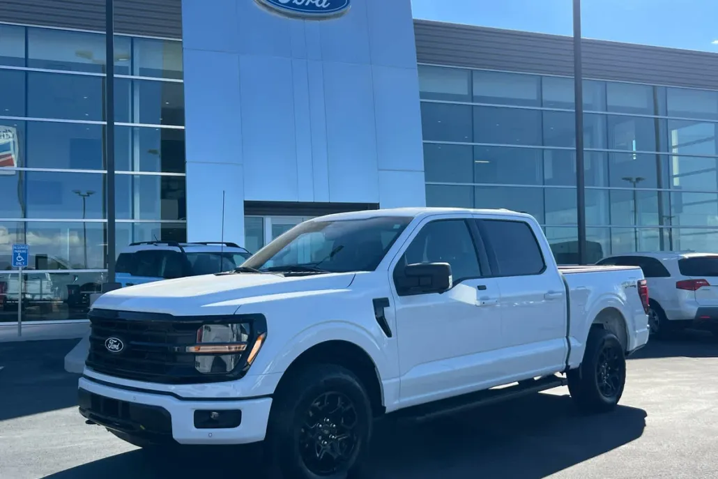 2025 Ford F-150 XLT photo 1