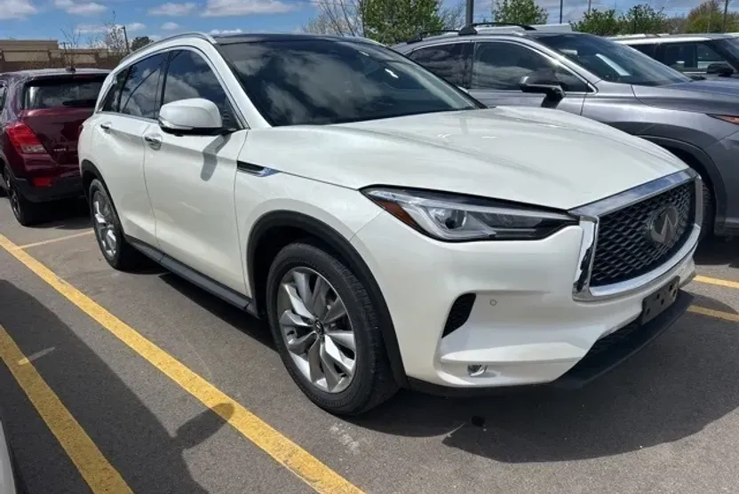 2020 Infiniti QX50 Essential photo 1