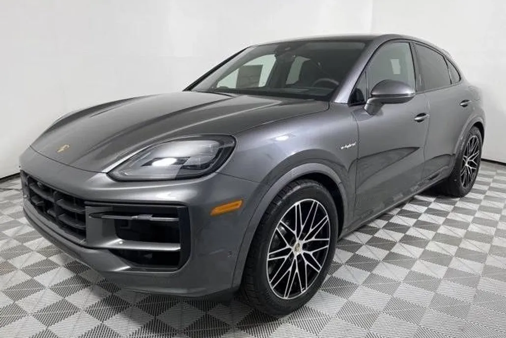 2025 Porsche Cayenne E-Hybrid Coupe photo 1