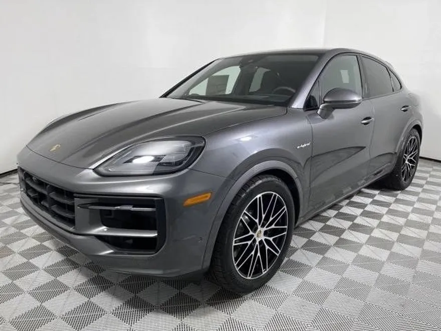 2025 Porsche Cayenne E-Hybrid Coupe photo 1