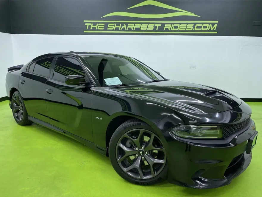 2019 Dodge Charger R/T photo 1