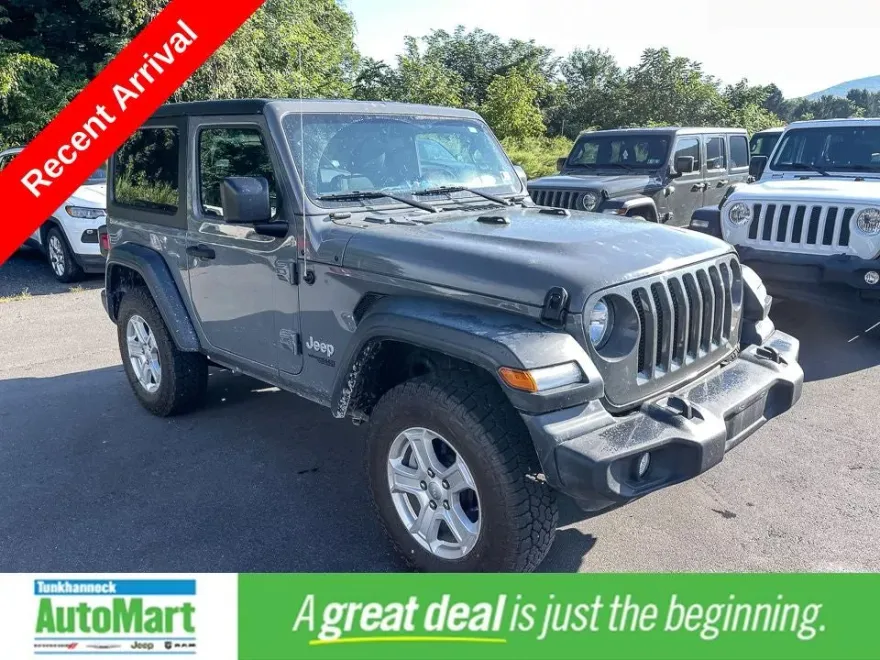 2020 Jeep Wrangler Sport S photo 1