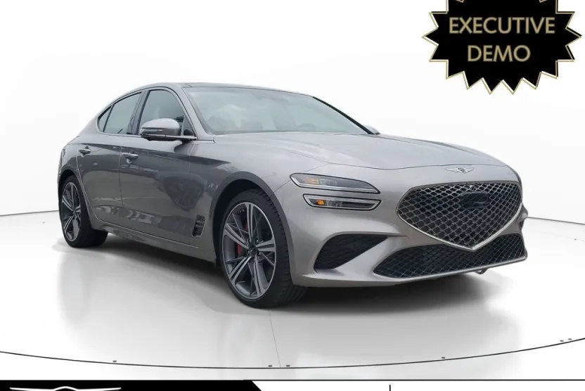 2024 Genesis G70 3.3T photo 1