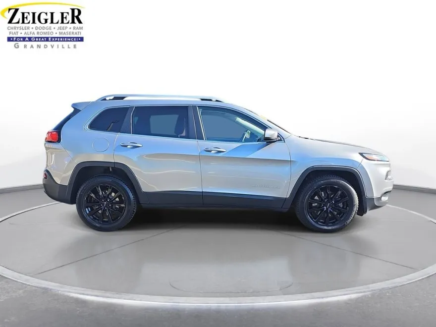 2015 Jeep Cherokee Limited photo 1