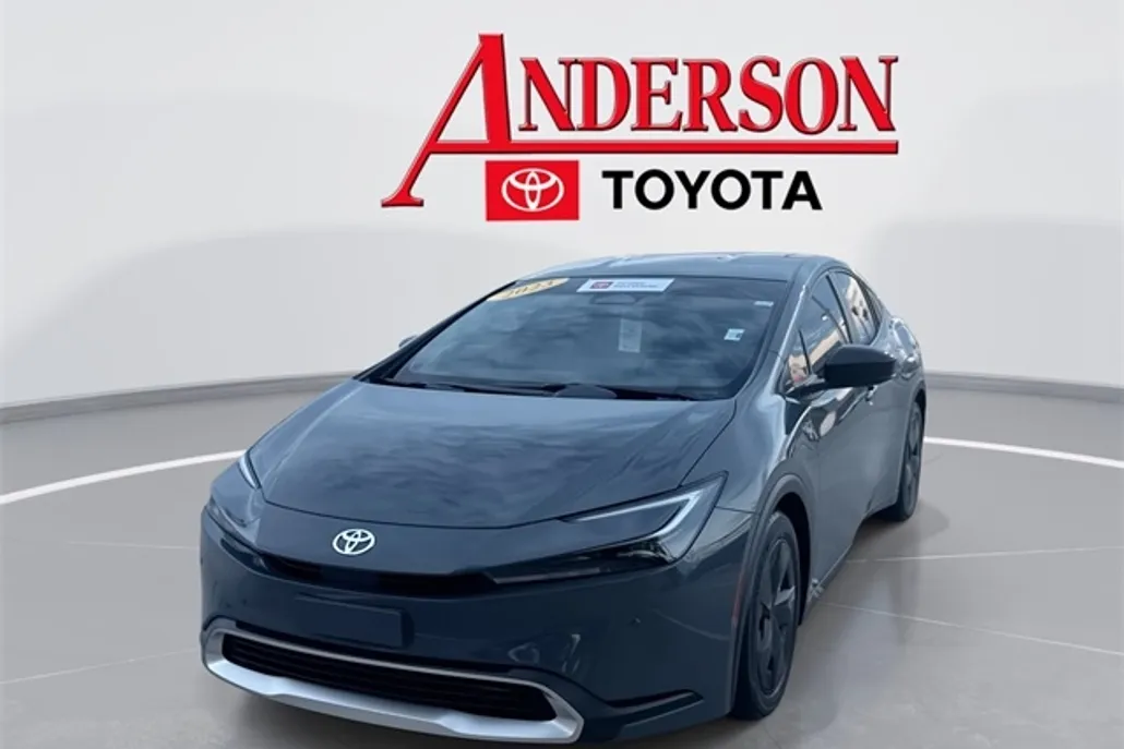 2023 Toyota Prius Prime SE photo 1