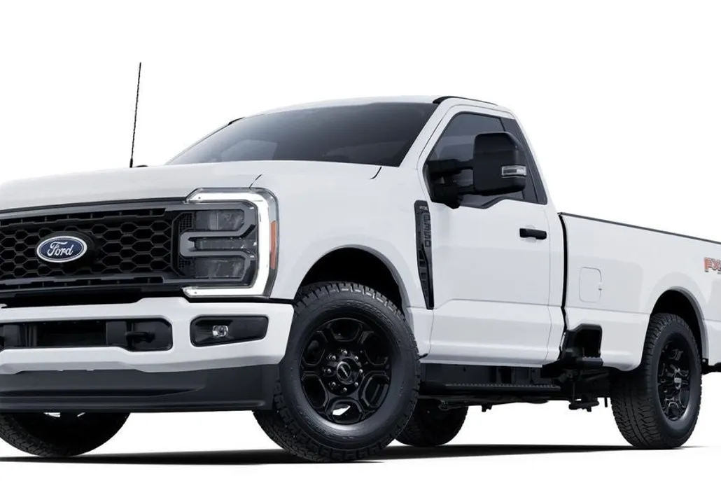 2025 Ford F-350 photo 1