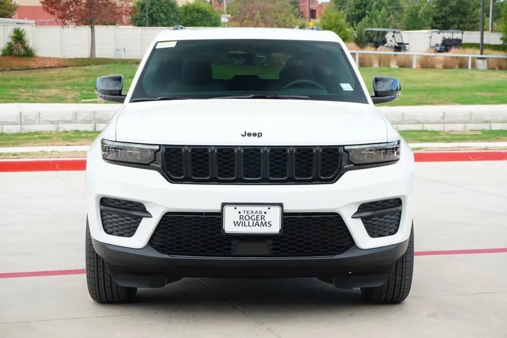 2025 Jeep Grand Cherokee Altitude X photo 1