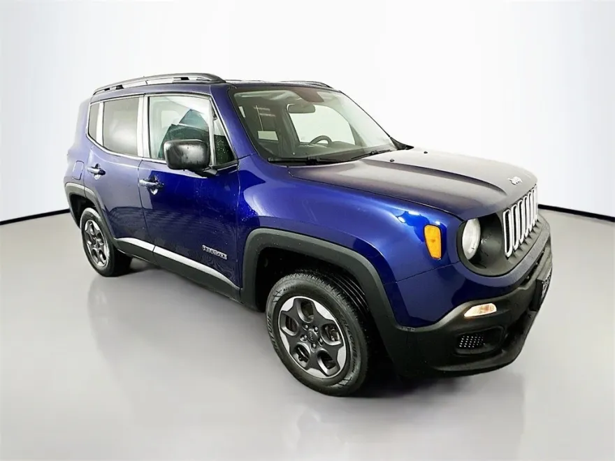 2017 Jeep Renegade Sport photo 1