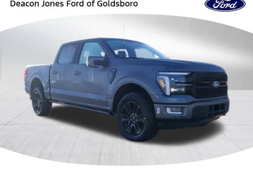 2025 Ford F-150 Platinum photo 1