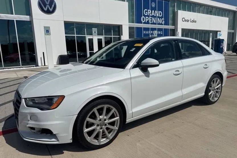 2015 Audi A3 2.0 TDI Premium Plus photo 1