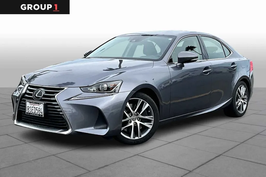 2020 Lexus IS 300 photo 1