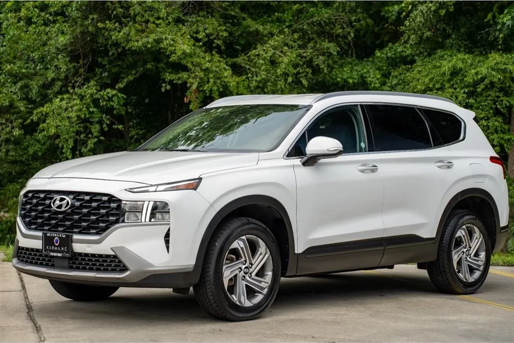 2023 Hyundai Santa Fe SEL photo 1