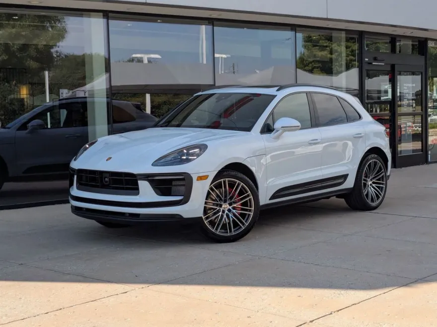 2026 Porsche Macan S photo 1