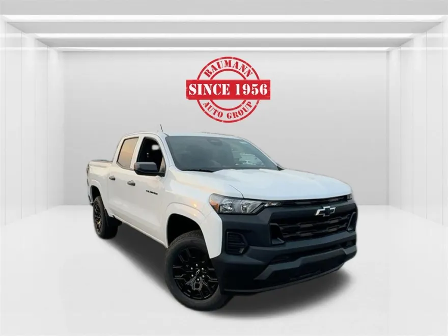 2025 Chevrolet Colorado LT photo 1
