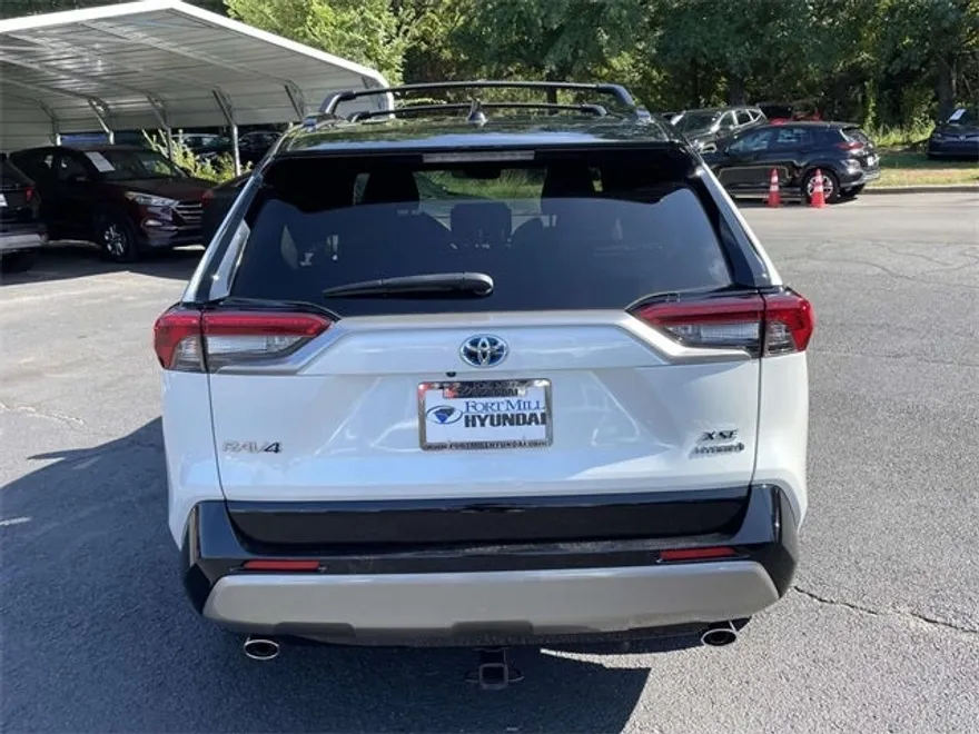 2023 Toyota RAV4 Hybrid XSE photo 1