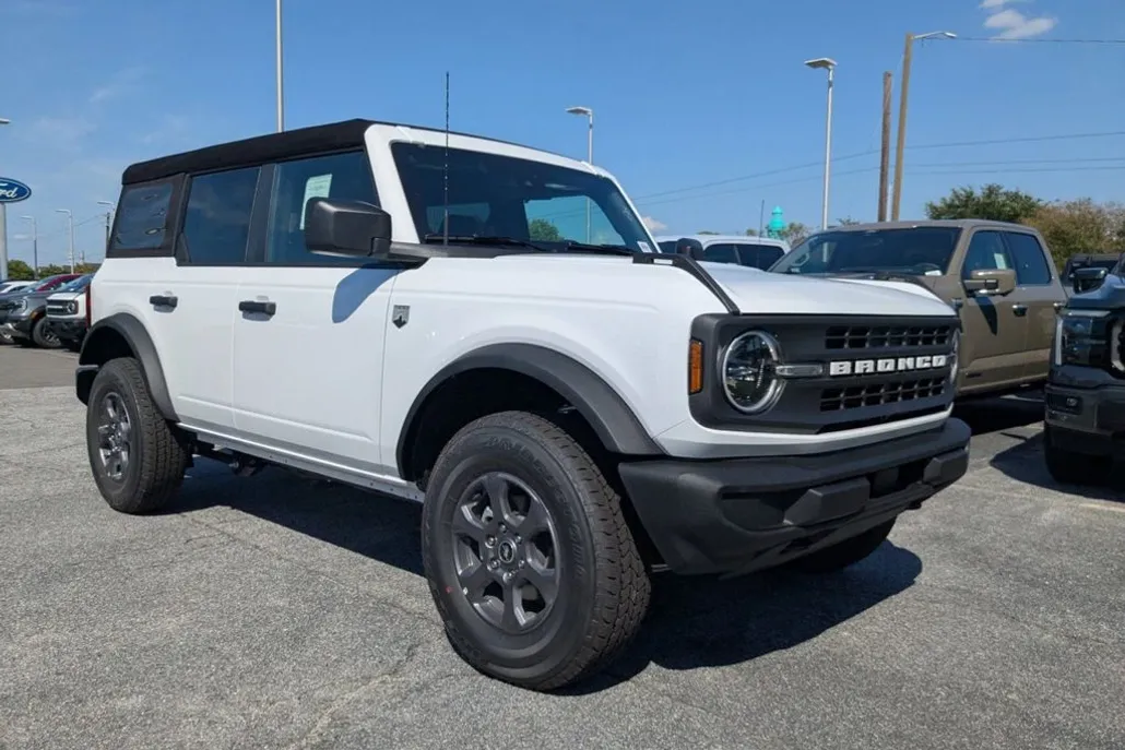 2025 Ford Bronco Big Bend photo 1