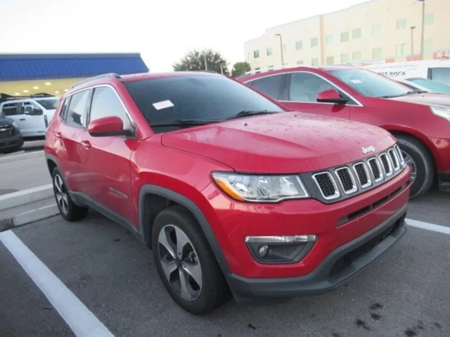 2018 Jeep Compass Latitude photo 1