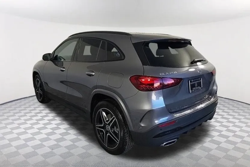 2025 Mercedes Benz GLA 250 photo 1