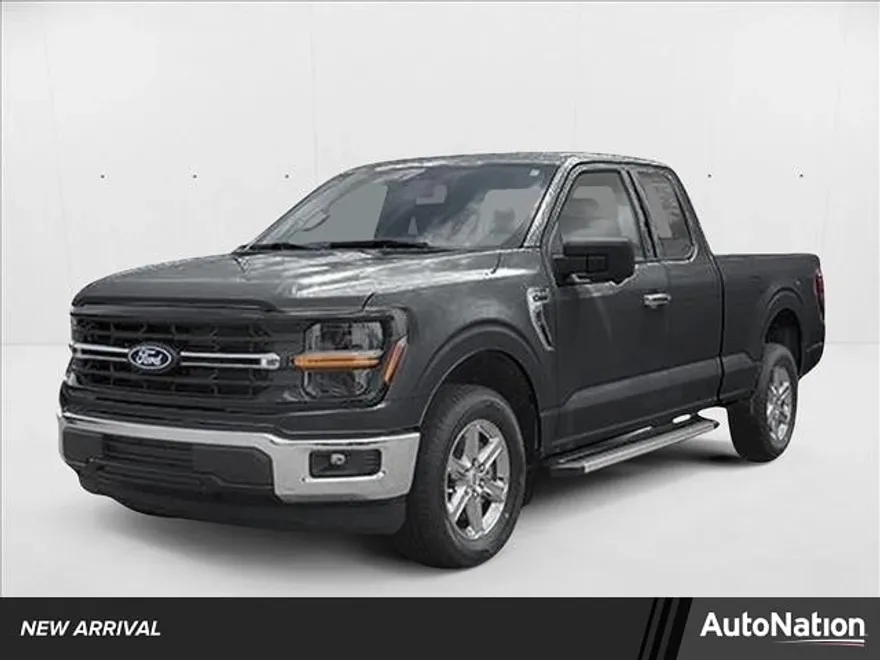 2025 Ford F-150 XLT photo 1
