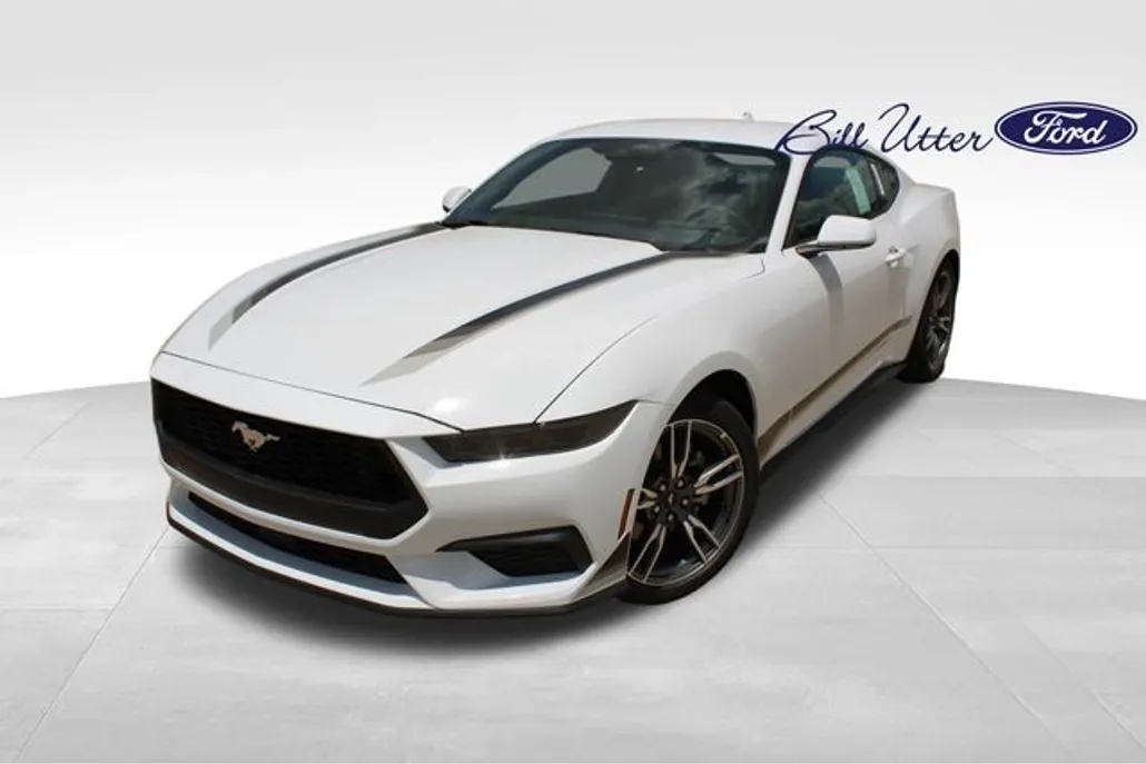 2025 Ford Mustang photo 1