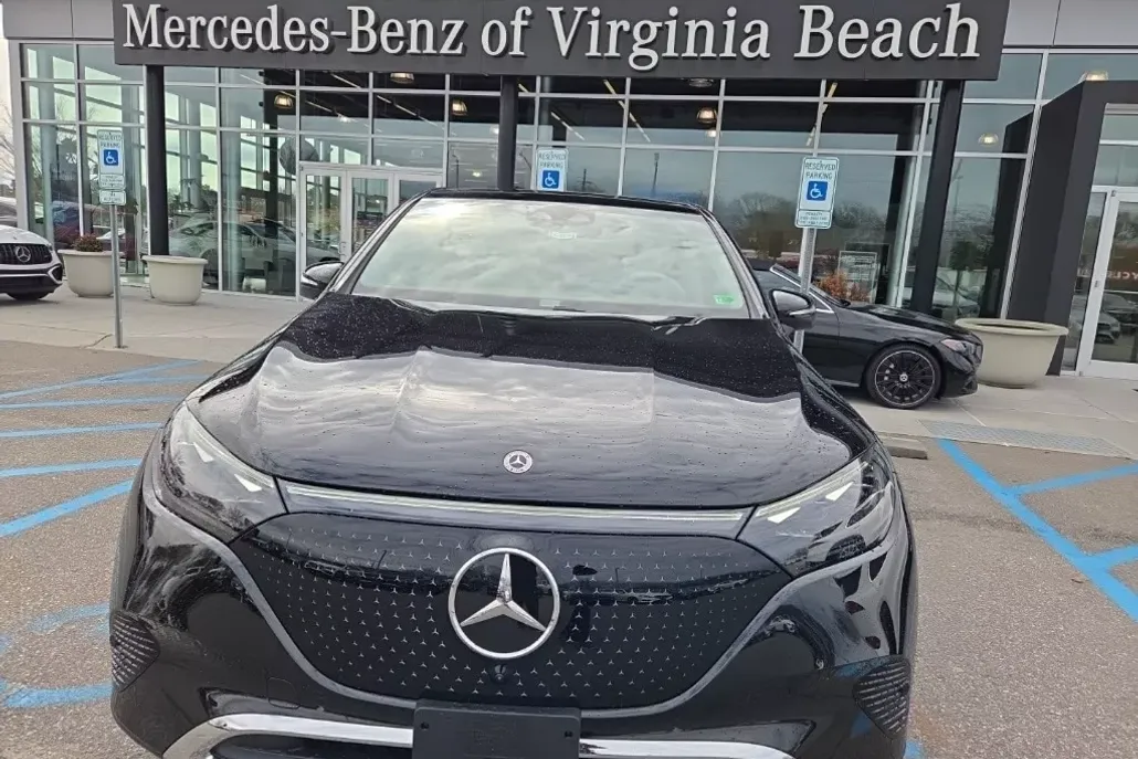2025 Mercedes Benz EQE SUV 350 photo 1