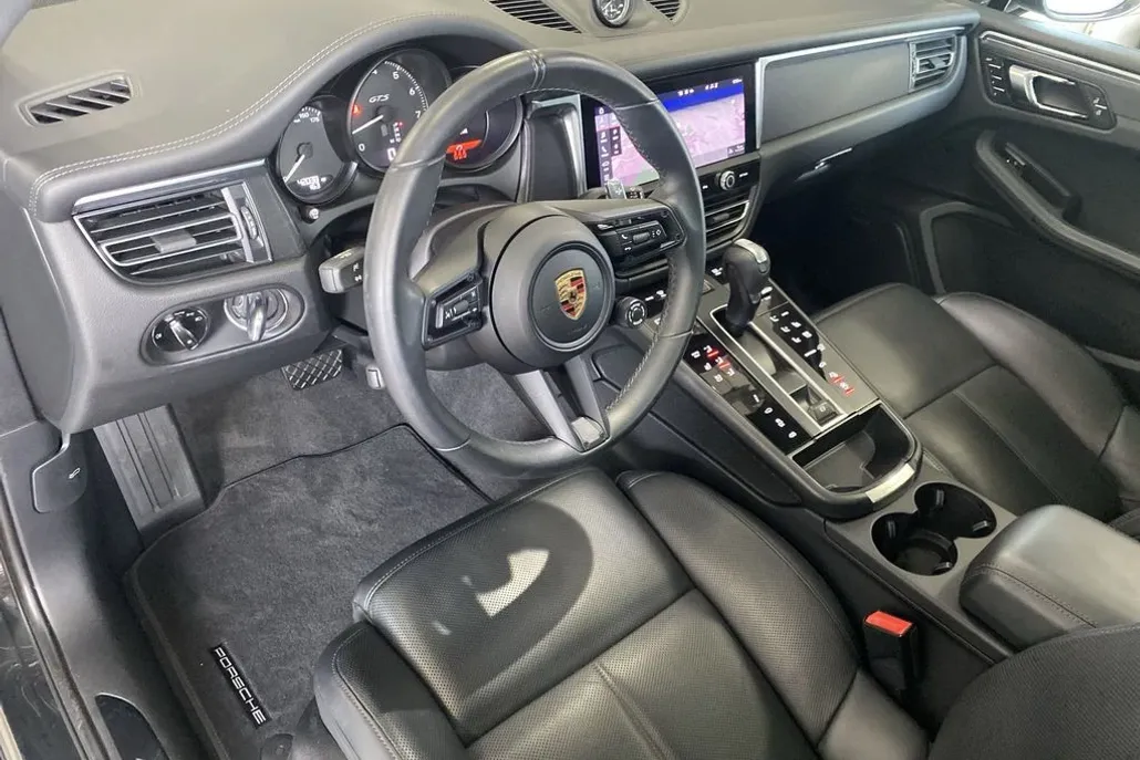 2024 Porsche Macan GTS photo 1