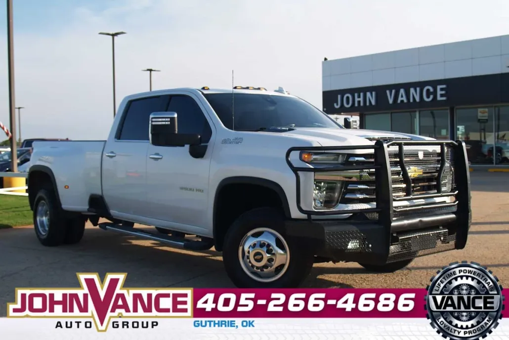 2022 Chevrolet Silverado 3500HD High Country photo 1