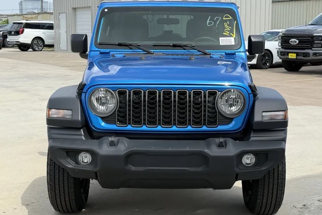 2025 Jeep Wrangler Sport photo 1