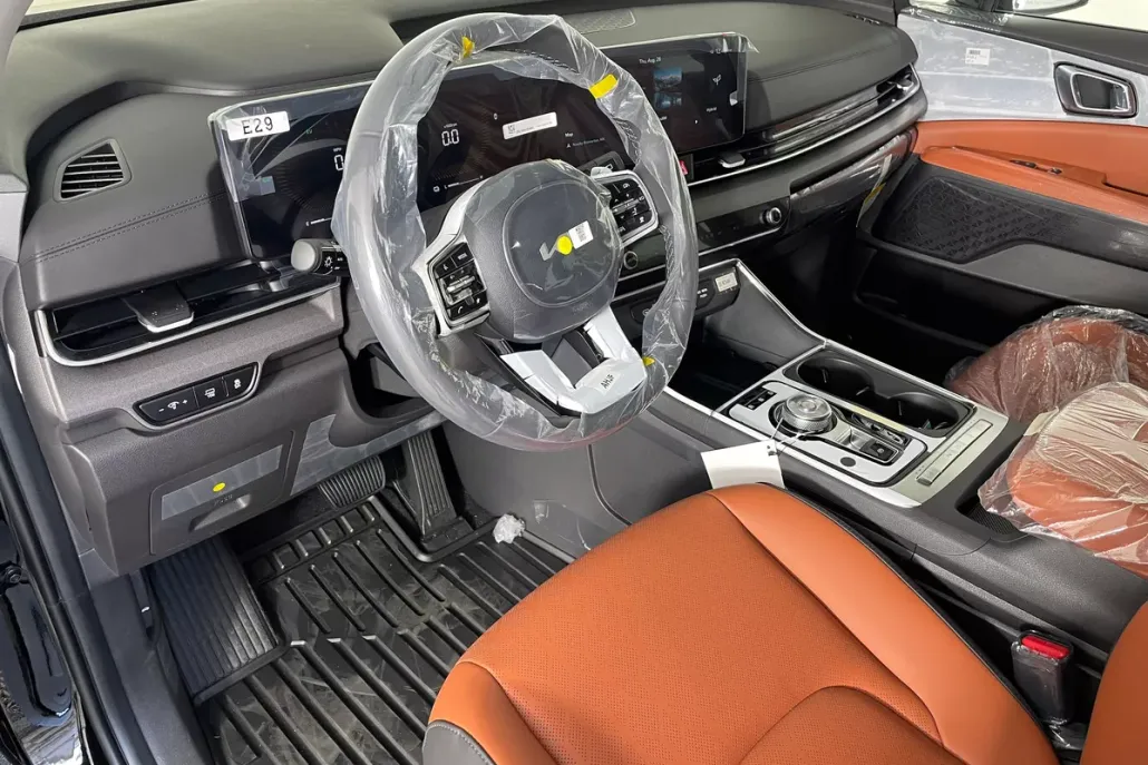 2026 Kia Carnival EX photo 1