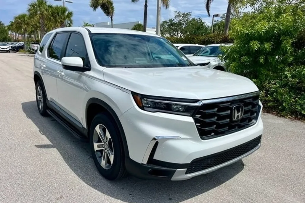 2025 Honda Pilot EX-L photo 1
