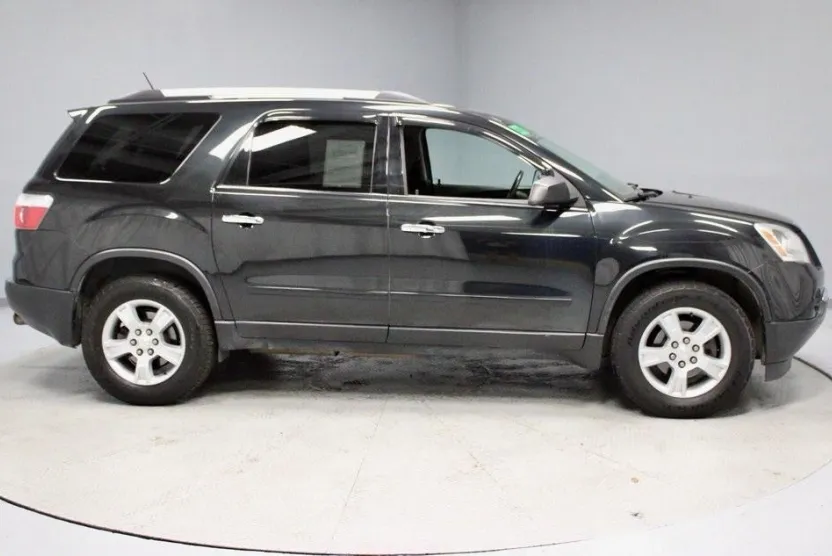 2012 Gmc Acadia SLE photo 1