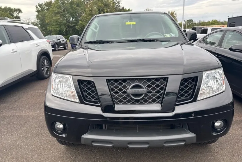 2021 Nissan Frontier SV photo 1