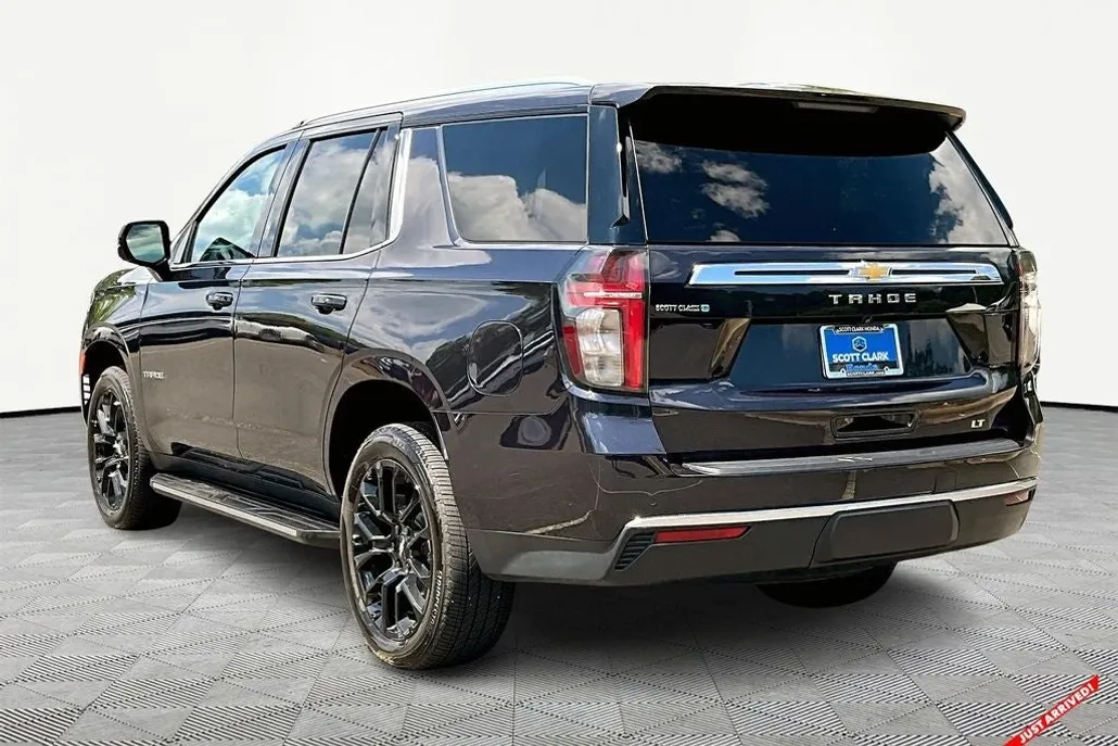 2023 Chevrolet Tahoe LT photo 1