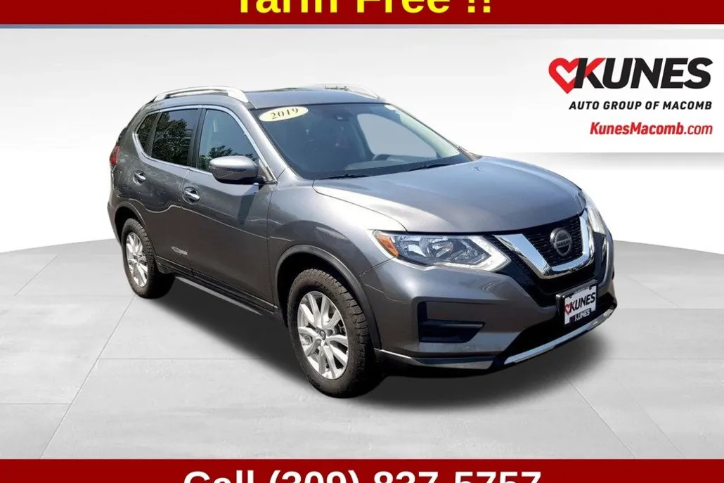 2019 Nissan Rogue SV photo 1